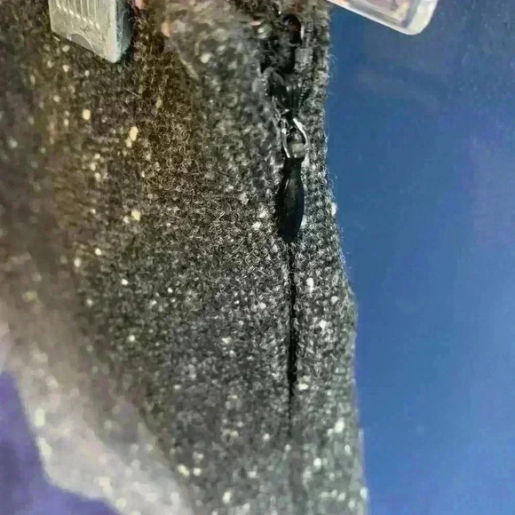 Ann Taylor Wool Mini skirt - Picture 3 of 5